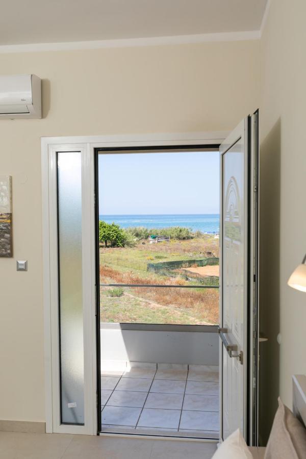 Vasileios Seaview Apartments Платанес Екстер'єр фото